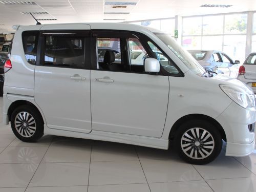 Suzuki Solio in Namibia