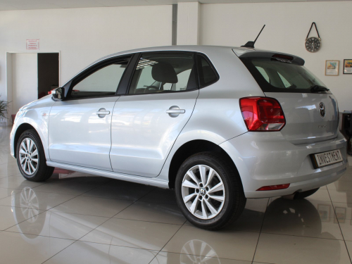 Volkswagen Vivo 1.6i Auto in Namibia