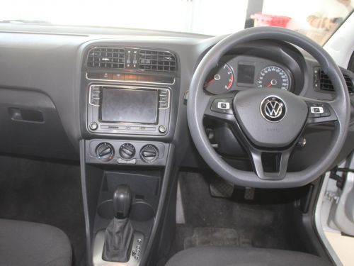 Volkswagen Vw Polo Vivo Comfortline 1.6i Auto in Namibia