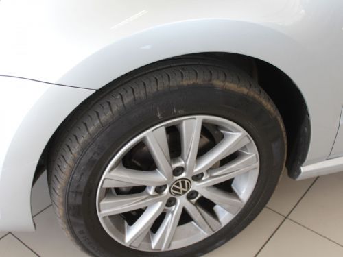 Volkswagen Vw Polo Vivo Comfortline 1.6i Auto in Namibia