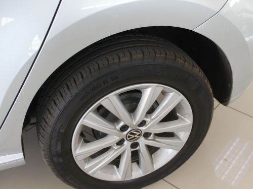 Volkswagen Vw Polo Vivo Comfortline 1.6i Auto in Namibia