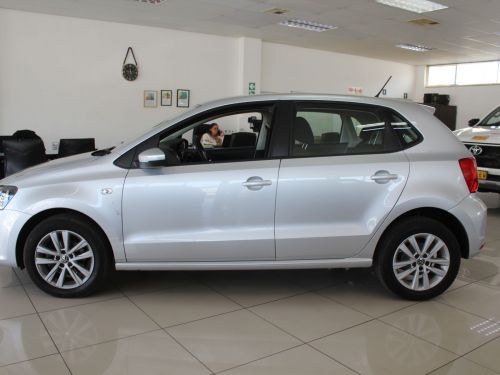 Volkswagen Vw Polo Vivo Comfortline 1.6i Auto in Namibia