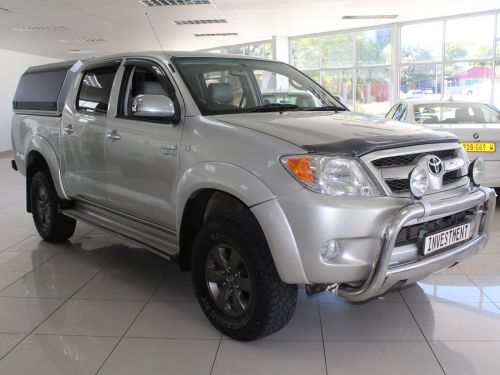 Used Toyota Toyota Hilux 4.0 V6 4x4 Dcab MT for sale in Windhoek