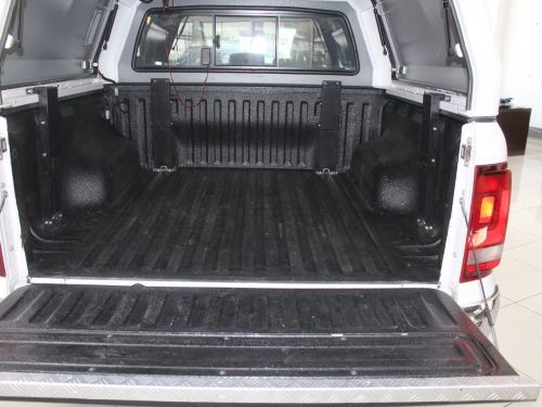 Volkswagen Amarok V6 D Cab in Namibia