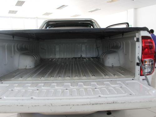 Toyota Hilux 2.0 VVTI in Namibia