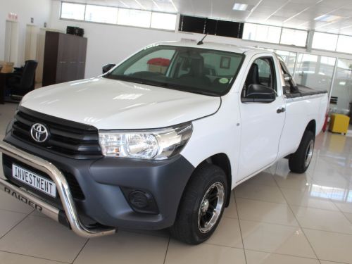 Toyota Hilux 2.0 VVTI in Namibia