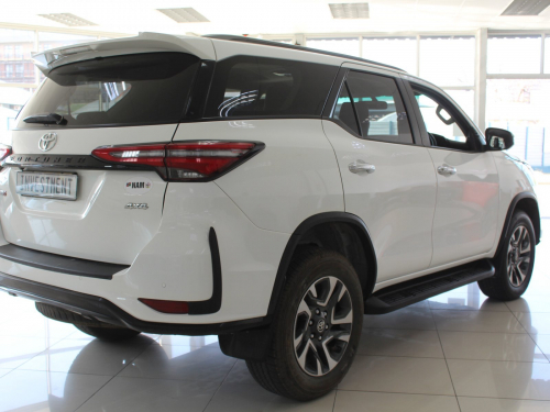 Toyota Fortuner in Namibia