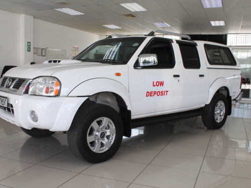 Pre-owned Nissan Nissan Np300 for sale in 