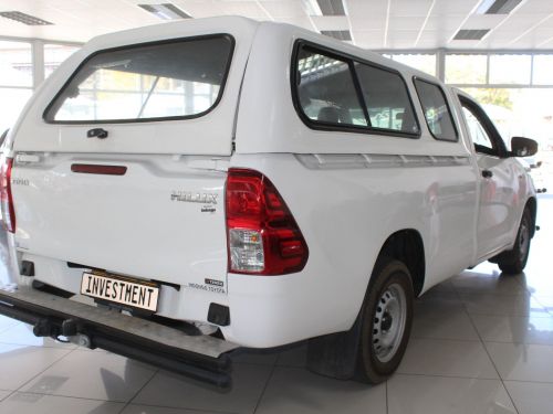 Toyota Hilux 2.0 VVTI in Namibia