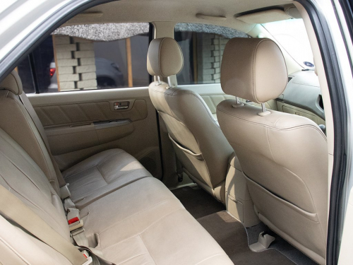 Toyota Fortuner 3.0 D4D R/B 4X2 in Namibia