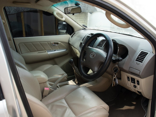 Toyota Fortuner 3.0 D4D R/B 4X2 in Namibia