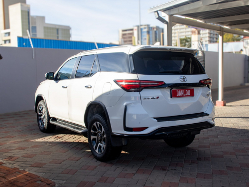 Toyota Fortuner 2.4 GD-6 4X4 A/T in Namibia