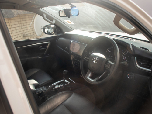 Toyota Fortuner 2.4 GD-6 4X4 A/T in Namibia