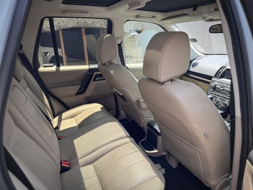 Land Rover Freelander 2 2.2 SD4 SE AWD in Namibia