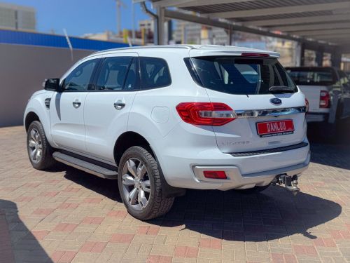 Ford Everest 3.2 TDCi LTD 4X4 A/T in Namibia