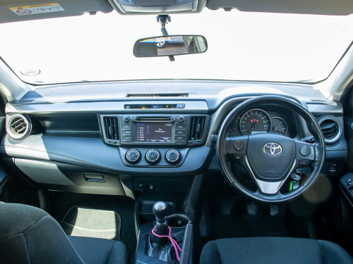 Toyota Rav 4 2.0 GX in Namibia