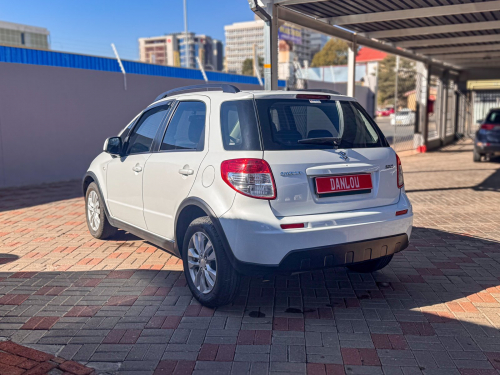 Suzuki SX4 2.0 CVT in Namibia