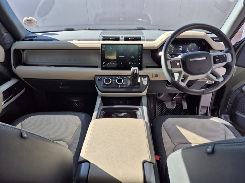 Land Rover Defender 110 D300 HSE X-Dynamic in Namibia