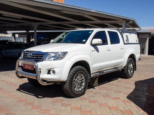 Toyota Hilux 4.0 V6 Raider 4X4 A/T P/U D/C in Namibia