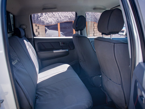 Toyota Hilux 4.0 V6 Raider 4X4 A/T P/U D/C in Namibia