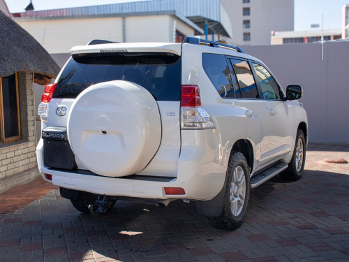 Toyota Prado 3.0 TDi VX in Namibia