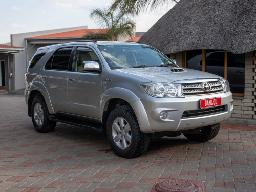 Used Toyota Fortuner 3.0 D4D 4X4 for sale in Windhoek