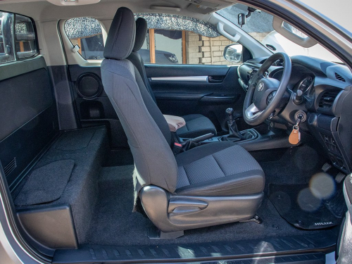 Toyota Hilux 2.4 GD-6 RB Raider P/U E/Cab in Namibia