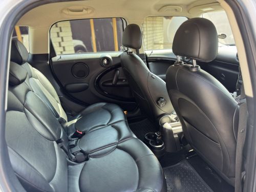 Mini Cooper Countryman 1.6 in Namibia