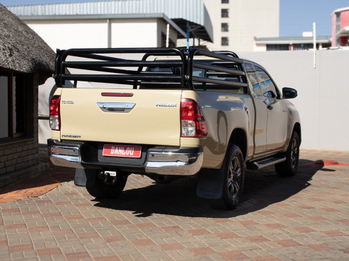 Toyota Hilux 2.4 GD-6 RB Raider A/T P/U in Namibia