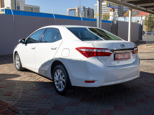Toyota Corolla 1.6 Prestige CVT in Namibia