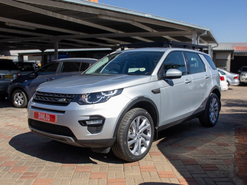 Land Rover Discovery Sport 2.0 Si4 SE in Namibia