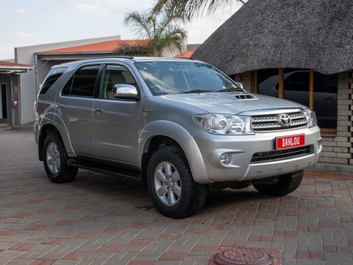 Pre-owned Toyota Fortuner 3.0 D4D 4X4 for sale in 