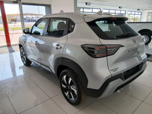 Nissan Magnite 1.0 Acenta AMT in Namibia