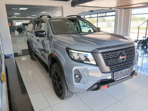 Nissan Navara Pro-4x 2.5D 4x4 A/T D/C in Namibia