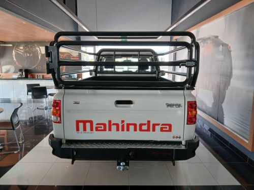 Mahindra S4 4x4 S/C Pik Up in Namibia