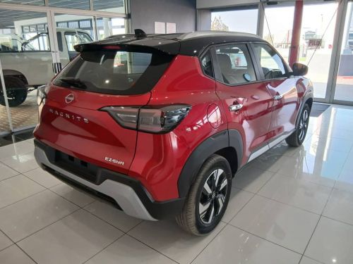 Nissan Magnite 1.0Acenta AMT in Namibia