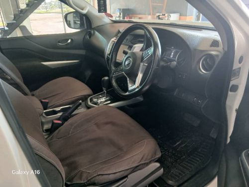 Nissan Navara 2.5D LE 4x4 A/T D/C in Namibia