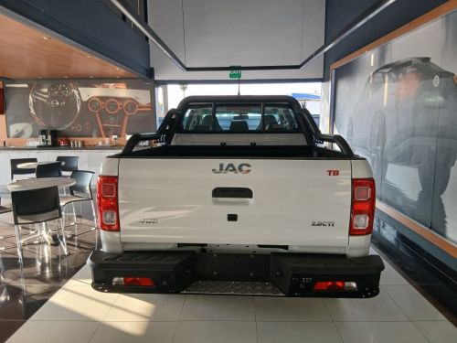 JAC T8 2.0 CTI SuperLux in Namibia