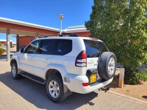 Toyota Land Cruser Prado 3.0 V6 VX in Namibia
