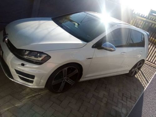 Used Volkswagen Golf R | 2015 Golf R for sale | Windhoek Volkswagen ...