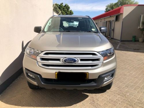 Ford Everest 2.2 XLS AT in Namibia