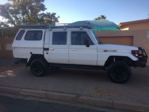 Toyota Land cruiser 4.5 EFI 4x4 in Namibia