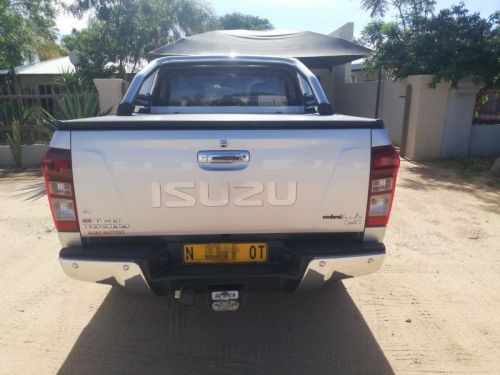Isuzu KB300 3.0 D-teq in Namibia