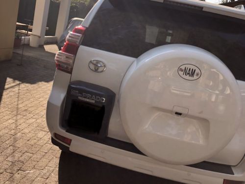 Toyota Prado 3lt TX Diesel 250 in Namibia