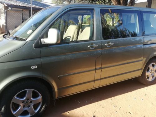 Volkswagen Caravelle 2,5 TDI 128kW in Namibia