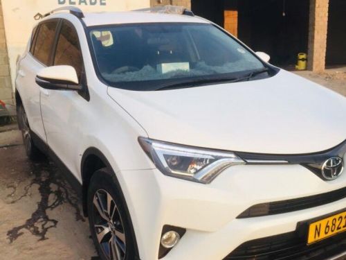 Toyota RAV4 2.0 GX in Namibia