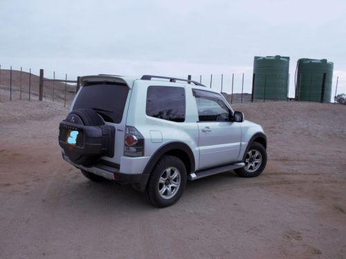 Mitsubishi Pajero 3.8L V8 in Namibia