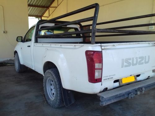 Isuzu KB 240 Fleetside 4 x 4 in Namibia