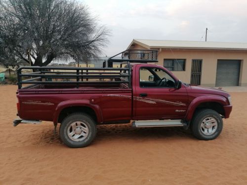 Toyota Hilux 2.7 in Namibia