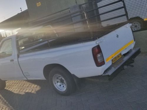 Nissan NP300 2.0 in Namibia